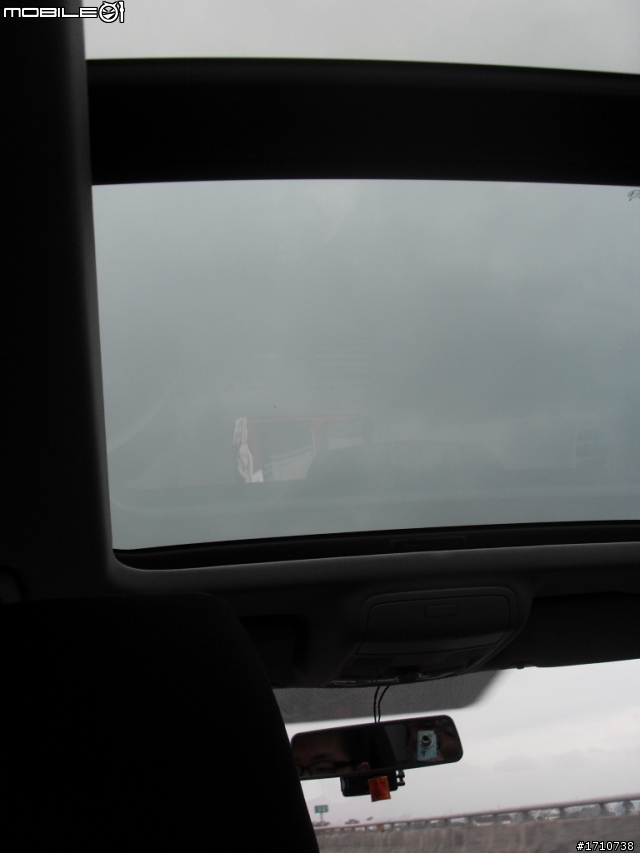 Skoda yeti の旅出 窗外旅遊