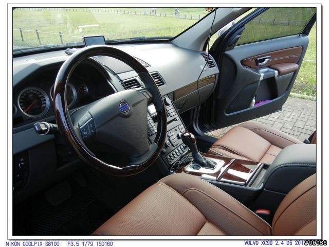 2013 VOLVO XC90 深海藍 開箱照