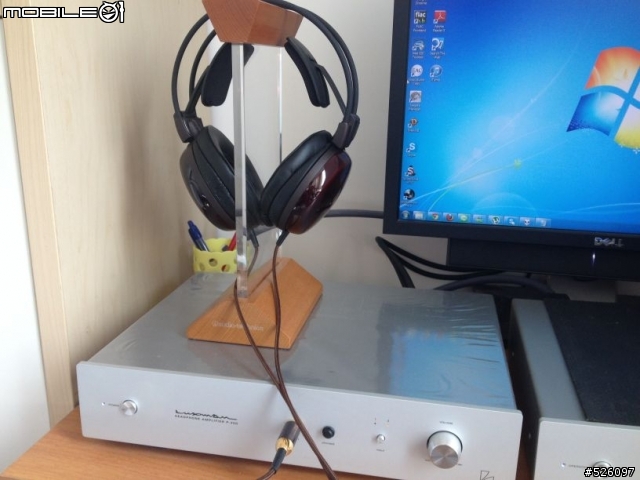 [不認真比較文] Luxman P200 VS DA200 (耳擴部份)