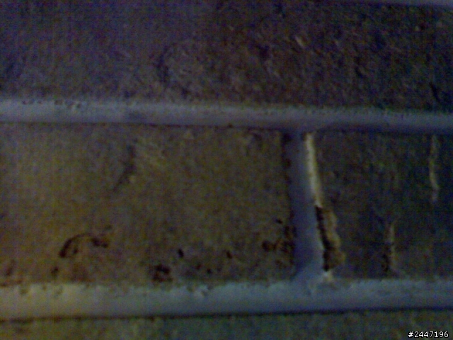 請教各位大大LEVIS店面的仿磚牆是什麼建材?