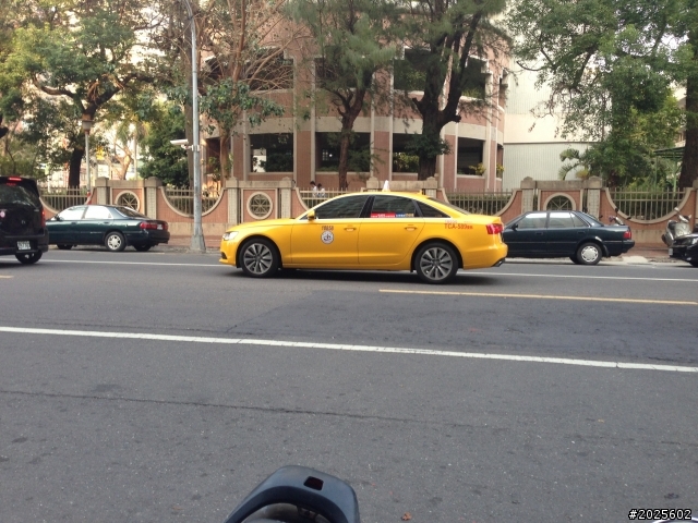 新款Audi A6 Hybird計程車..