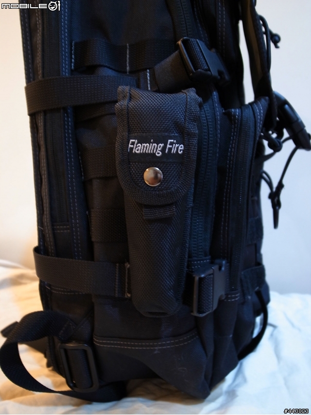 【開箱】MagForce 闊步者電腦背包