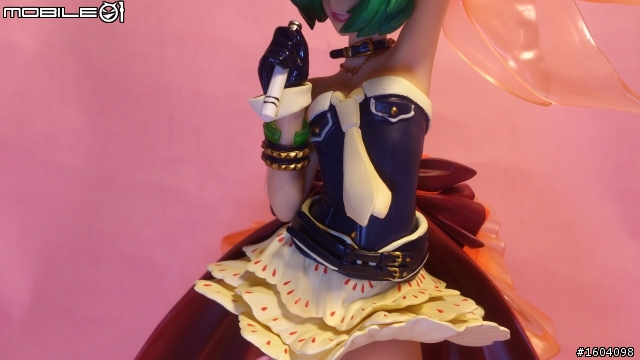 [開箱]Macross F 雪露 各版本分享 "07/21新增 - 30th cosplay版"