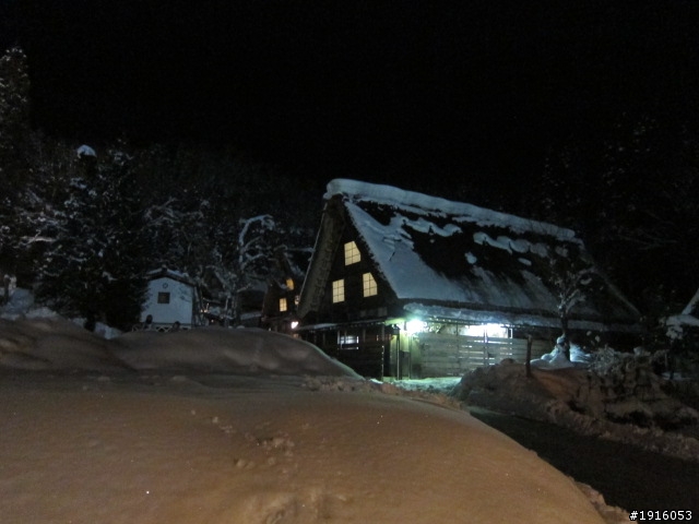 はとバス之旅：飛騨高山/白川郷/五箇山/能生