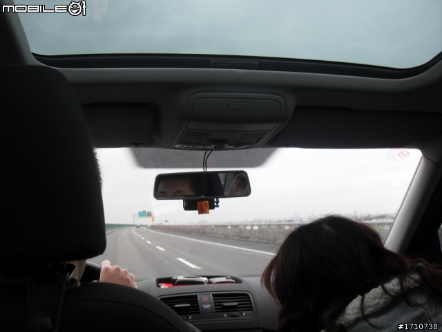 Skoda yeti の旅出 窗外旅遊