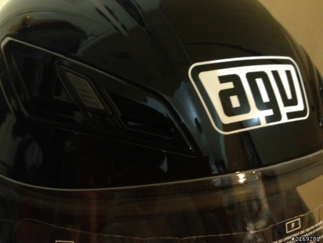 [簡單分享+抱怨] AGV NUMO 汽水帽
