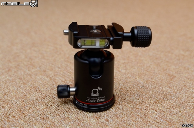 [簡易開箱]AOKA TKPRO-124 8層碳纖維4節腳架 + Photo Clam PC-33NS