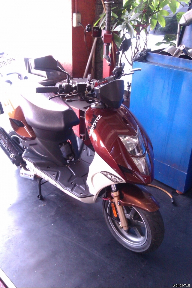 最近買了一台很冷門的車...亞拉岡 Aragon125