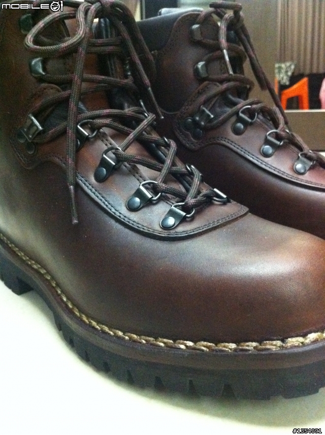 [開箱]在一片工作靴的浪潮中我默默的選擇了Alico summit backpacking boot