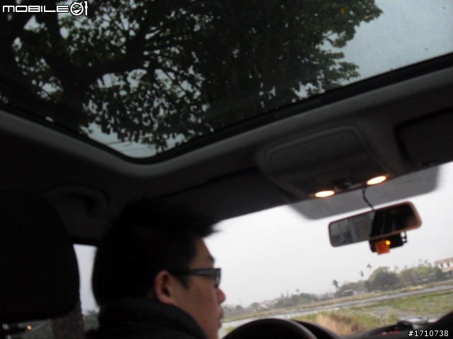 Skoda yeti の旅出 窗外旅遊