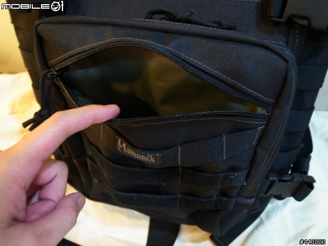 【開箱】MagForce 闊步者電腦背包