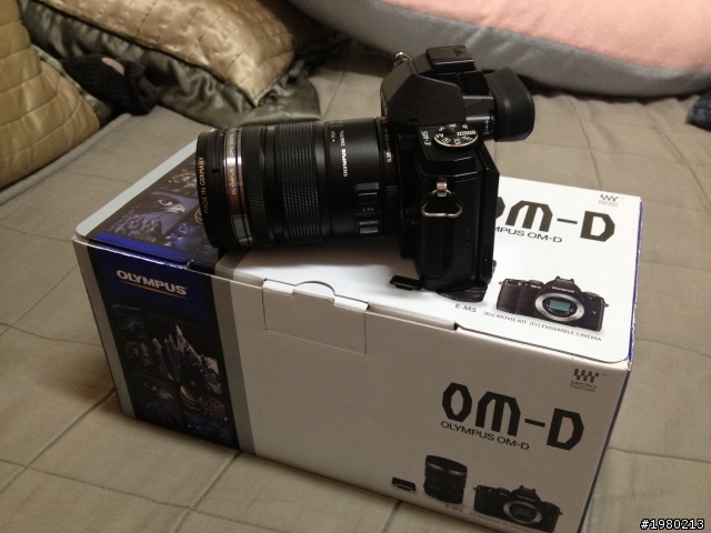 [開箱] OLYMPUS OM-D E-M5入手！！