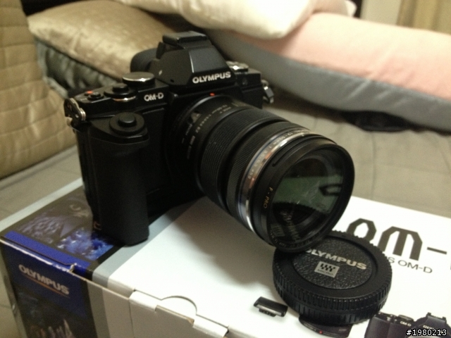[開箱] OLYMPUS OM-D E-M5入手！！
