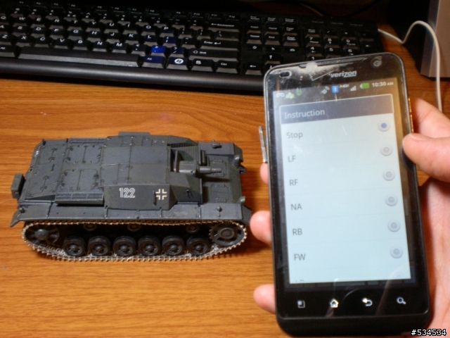 1/35德軍三號突擊砲+自製Android手機藍芽遙控 (補影片)