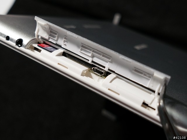 [三星Exynos 4412方案] 藍魔W30HD視網膜四核平板登場...