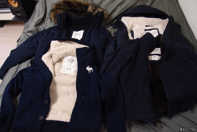 A&F 說好的39元外套開箱 XD