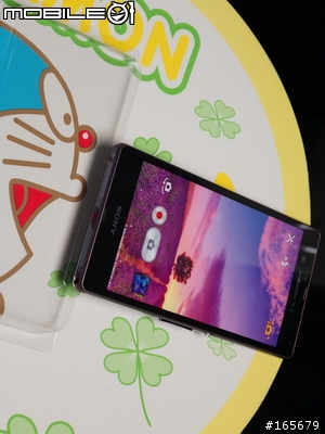 docomo SO-02E (XPERIA Z) 模型機全色實機賞圖共95張