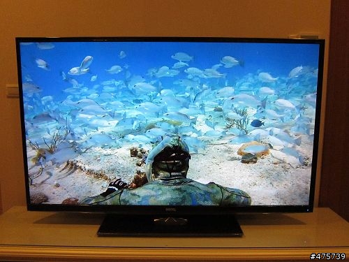[開箱]新年到~新機到~ BenQ 65吋電視65RV6600大尺寸生活來嘍!!!