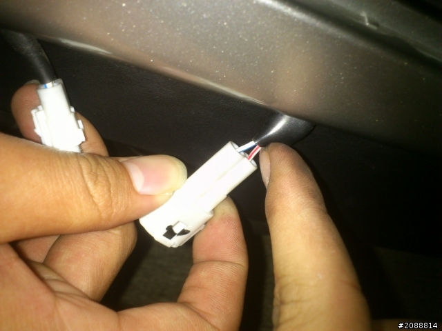 安裝機車防盜器遇到瓶緊(電系)