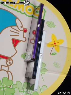 docomo SO-02E (XPERIA Z) 模型機全色實機賞圖共95張