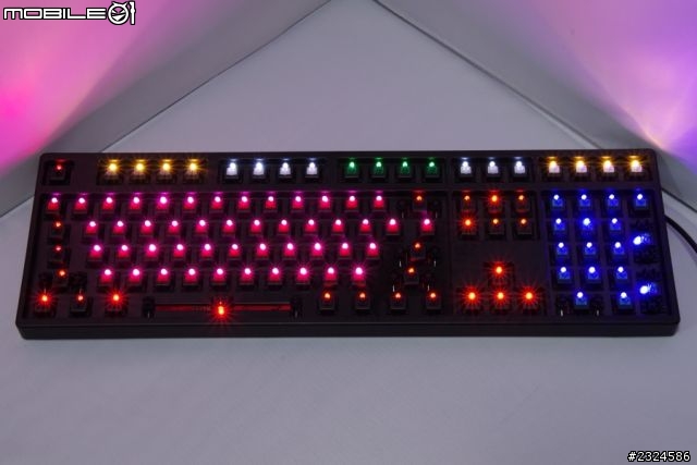 七燈閃耀 八軸獻賀 Ducky創傑 DK9008 Shine2 78Version 機械式鍵盤