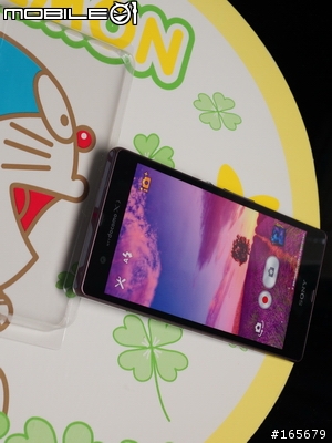 docomo SO-02E (XPERIA Z) 模型機全色實機賞圖共95張