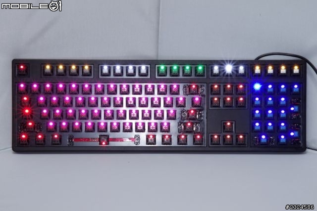 七燈閃耀 八軸獻賀 Ducky創傑 DK9008 Shine2 78Version 機械式鍵盤