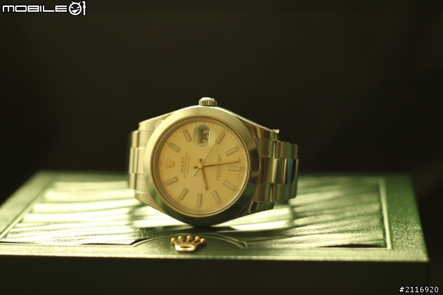「開箱」Rolex 116300銀   '放假啦 我來補寫真照囉(1020/2/9)   祝大家新年快樂