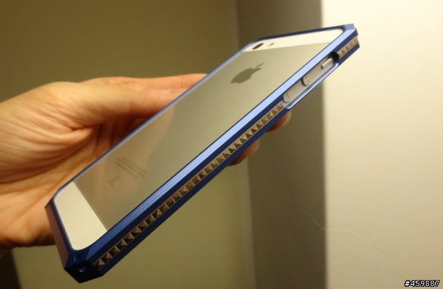 分享 iphone5 太空鋁邊框 卯釘側邊設計