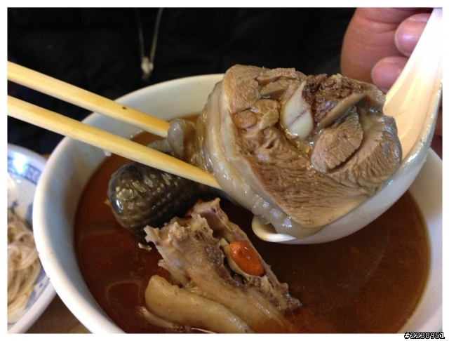 【食記】冬日進補，隱身巷內美食：阿宗麻油麵線