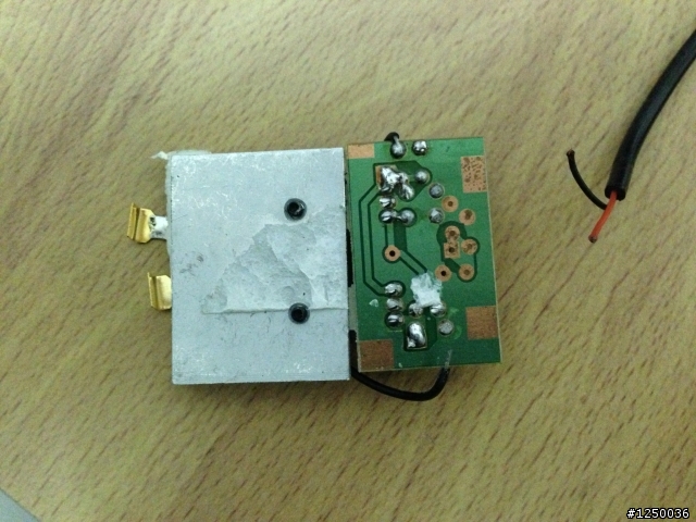 求救 無線電 假電池 掛了>< 不知如何焊接