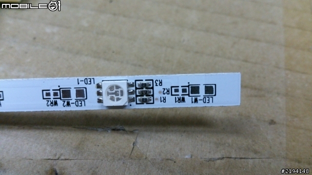 可憐的Sony Xperia V它的光芒Sony Xperia Z給遮住了