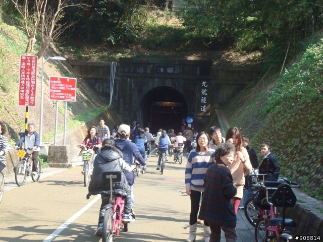 台北人過年避開北部爛天氣, 到中部一探單車禁地, 挑戰單車聖地