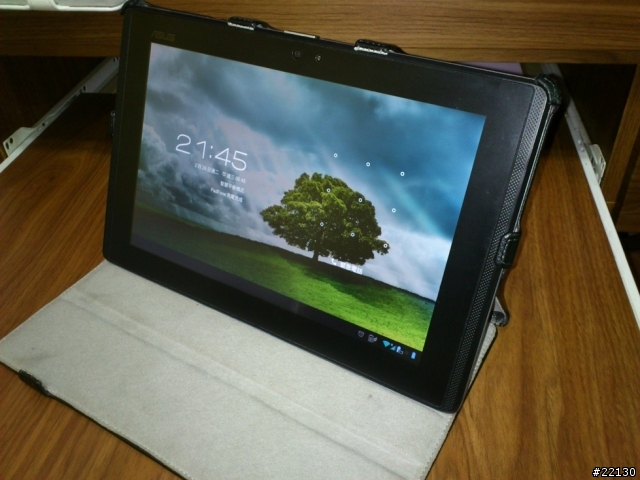 我的PADFONE,,ASUS你這麼快出PF3我沒彈葯支持了