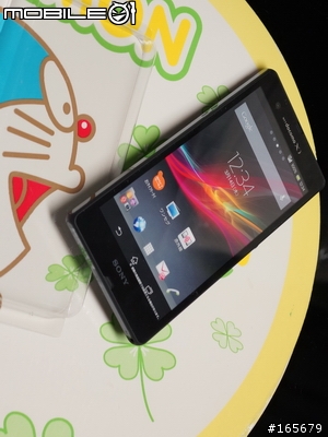 docomo SO-02E (XPERIA Z) 模型機全色實機賞圖共95張
