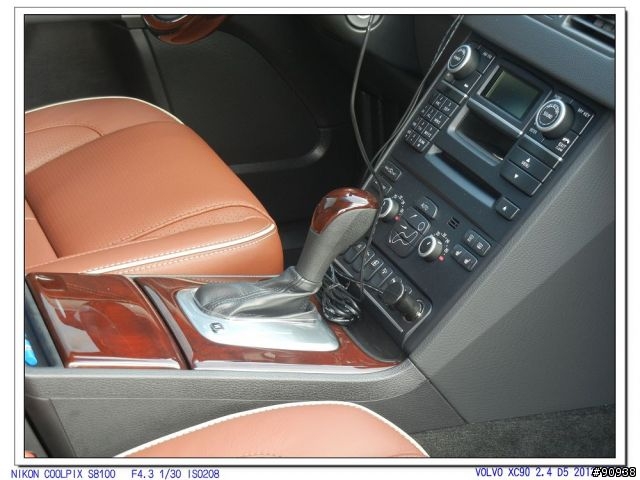 2013 VOLVO XC90 深海藍 開箱照