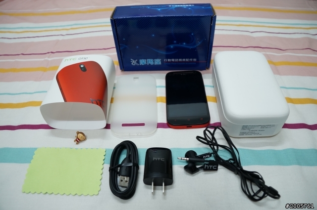 hTC ONE SV 紅  簡易開箱