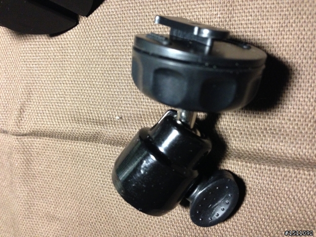 Mio MiVue 388行車記錄器 擺脫擾人的吸盤