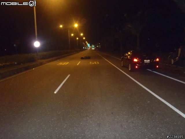 在花蓮發生的車禍，請有看到的朋友幫幫忙，謝謝