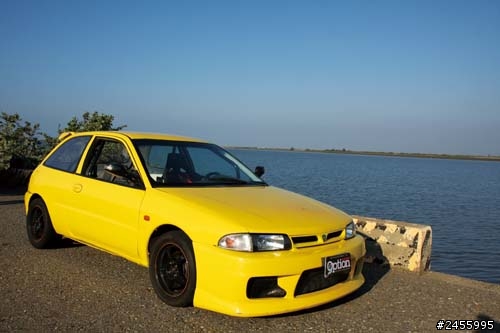 有人知道這兩台車的相關資訊嗎?