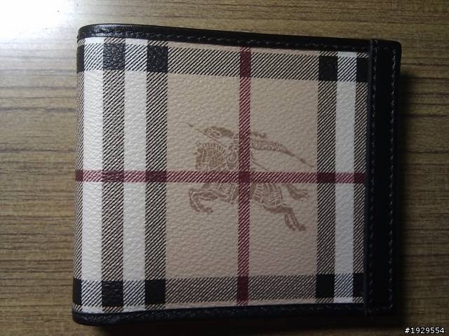 [開箱]Burberry經典格紋皮夾