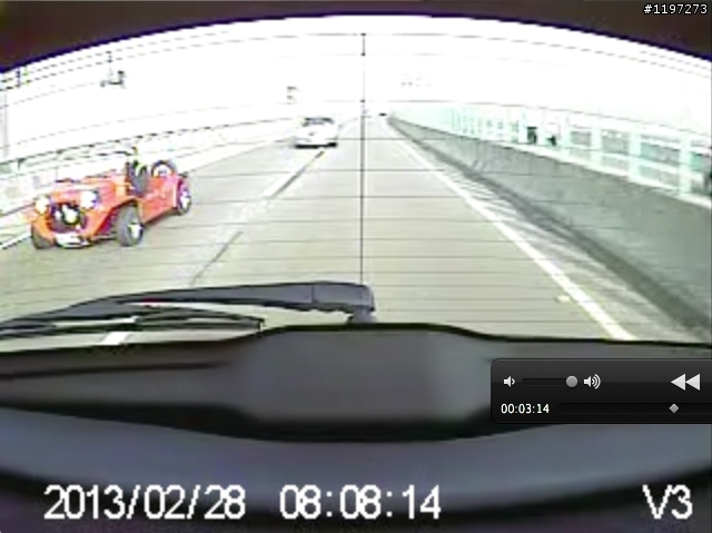 上班途中遇見好酷的車