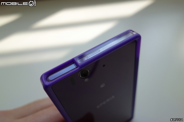 「分享」XPERIA Z SO-02E 專屬保護貼及背蓋