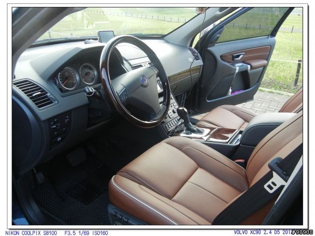 2013 VOLVO XC90 深海藍 開箱照