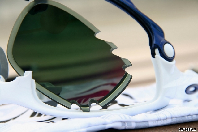 O 終於等到啦~OAKLEY Custom Racing Jacket