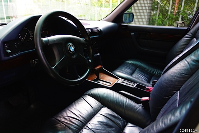 BMW E34 M525 老車開箱 + E70 X5 新車開箱