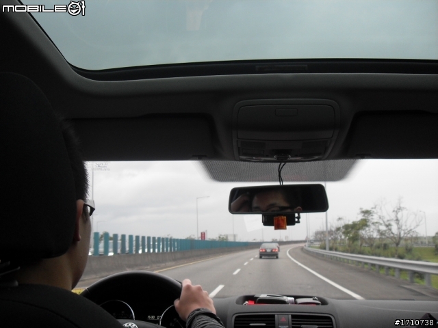 Skoda yeti の旅出 窗外旅遊