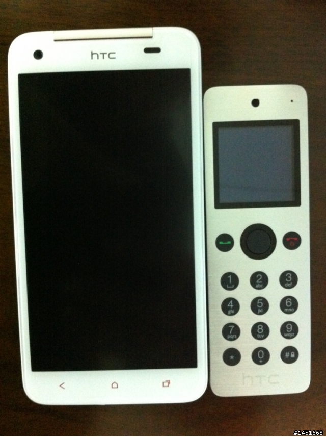 繼上次白蝴蝶開箱後的HTC mini簡單開箱~