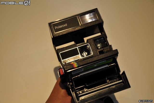 [ 不專業開箱 ] 買給自己的新年禮物Polaroid Supercolor 635CL