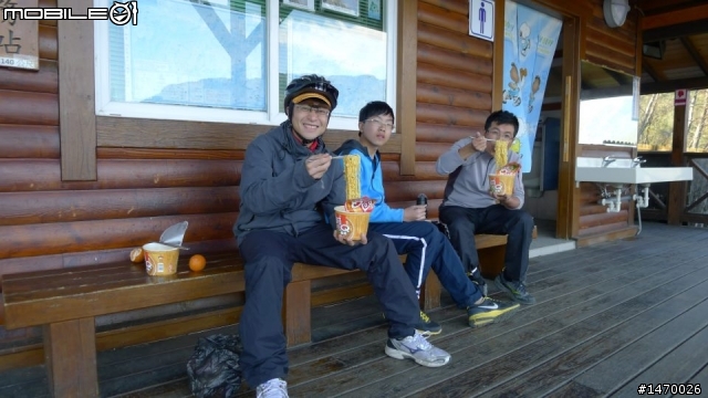 瘋狂舉指! 狂樂遊 NO3  武陵農場拜訪春天